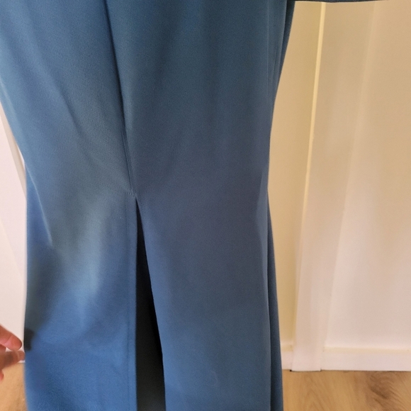 Elegant Teal Long Sleeve Dress - Picture 7 of 14